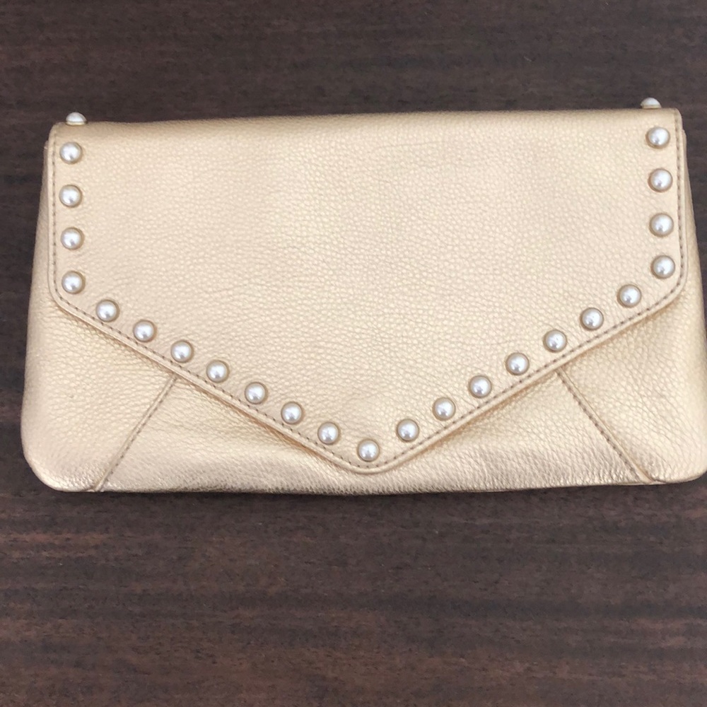 Lilly Pulitzer gold clutch with Pearl detail